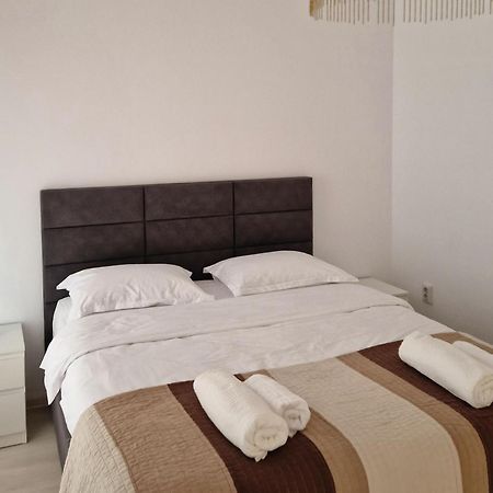 Mmc Apartament Appartement Braşov Buitenkant foto